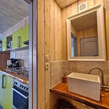 Dom wakacyjny Chalet 4 Pax 15 Minutes From With Hot Tub *