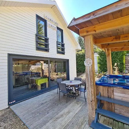 Chalet 4 Pax 15 Minutes From With Hot Tub Durbuy